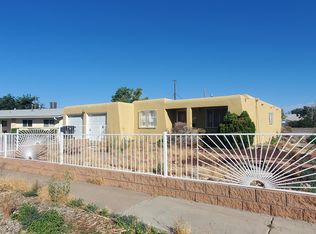 645 Jane St NE, Albuquerque, NM 87123