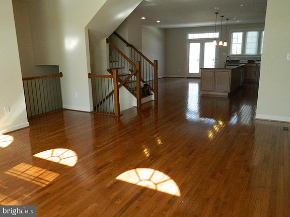 3rd image of 10123 Wootton Crest Way