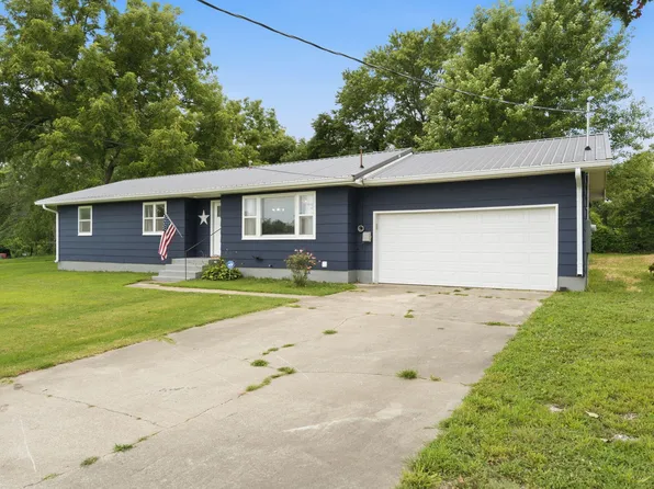 215 S Lincoln Street, Walnut Grove, MO 65770
