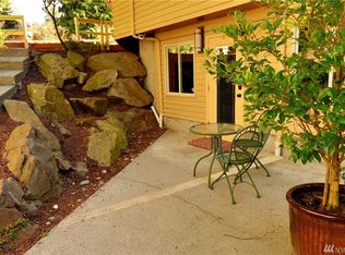 18028 4th Ave NW, Shoreline, WA 98177