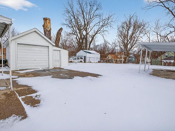 5th image of 503 Gilbert St