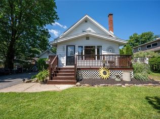 136 S Lincoln Ave, Orchard Park, NY 14127