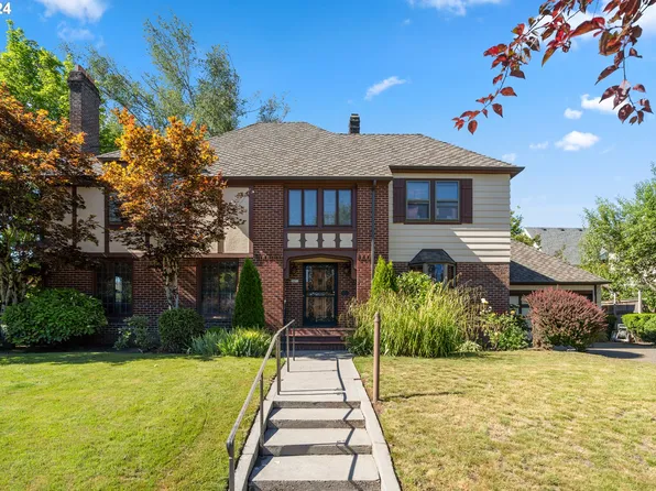 2411 NE Thompson St, Portland, OR 97212