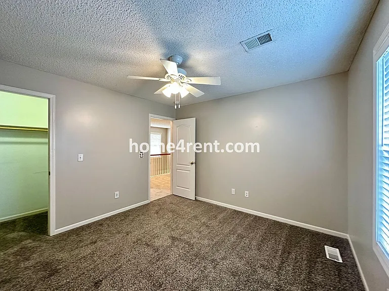 17825 W 160th St — Photo 43