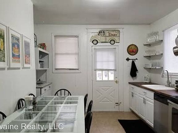 4th image of 3420 Illinois Ave #3420
