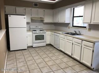 4843 Rustic Pines Ct, Jacksonville, FL 32257