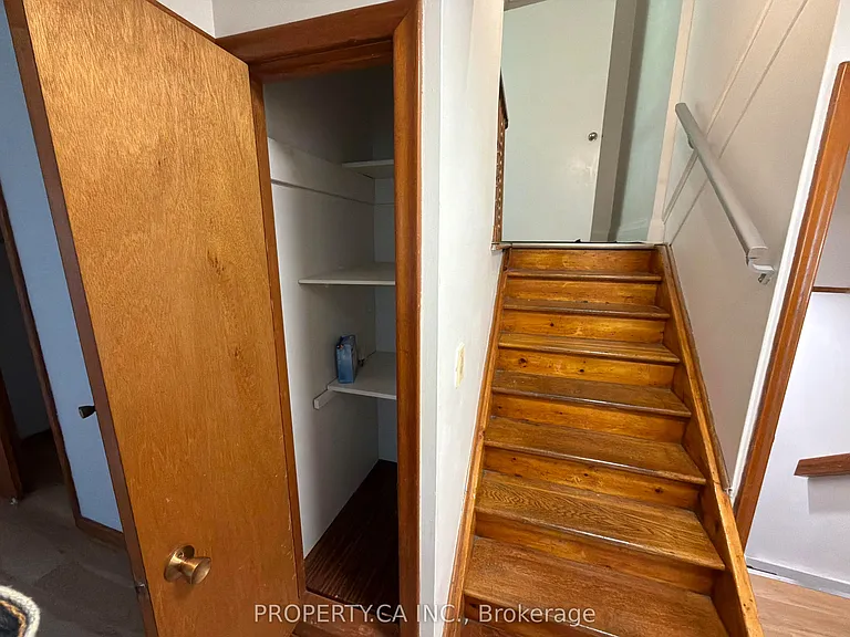 3 Bondhead Pl #LOWER — Photo 13