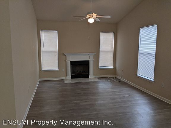 4th image of 17972 Villa Creek Dr #8