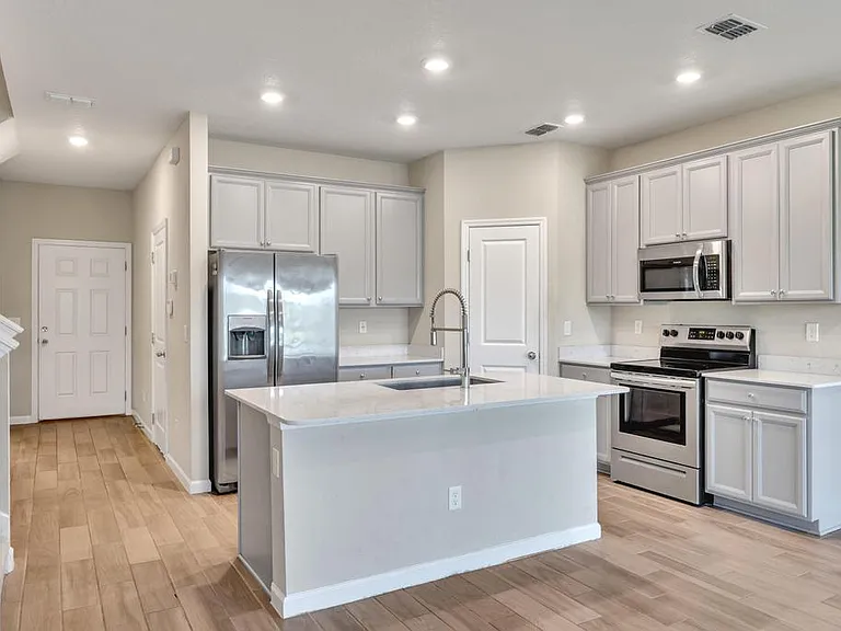 133 Appleton Ct — Photo 5