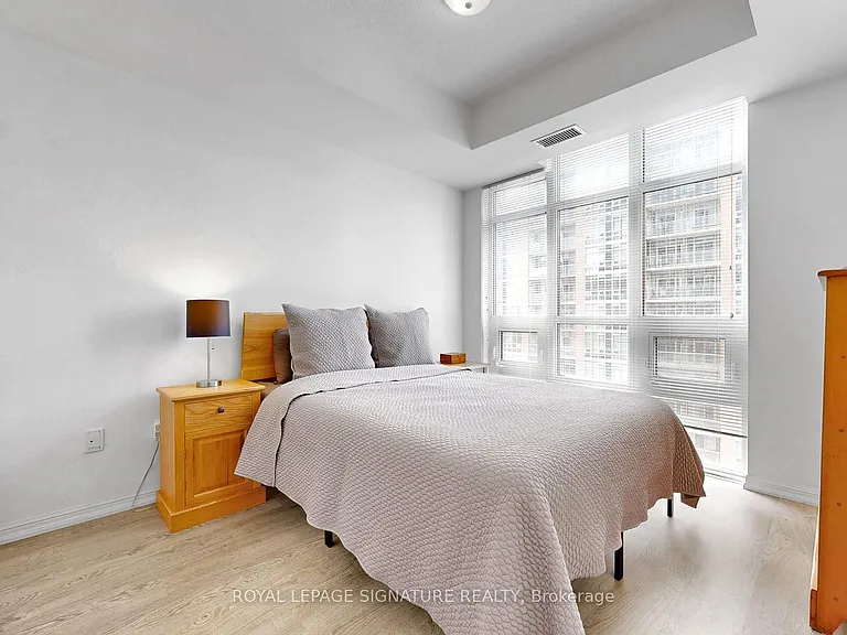 75 E Liberty St #1611 — Photo 15