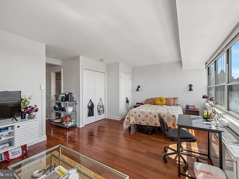 1810 Rittenhouse Sq #2007 — Photo 14