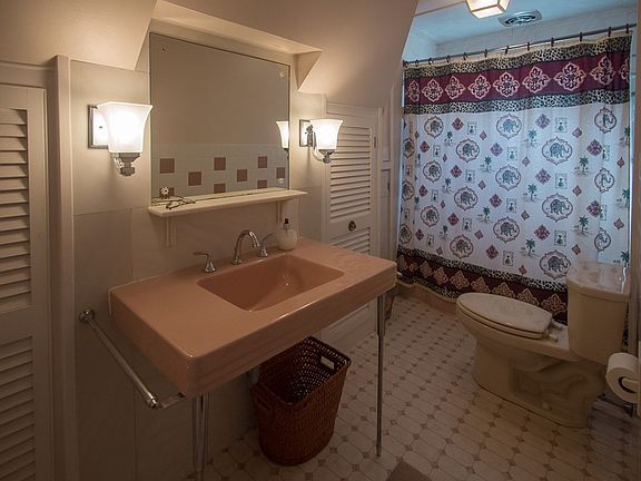 3rd image of 30 Mountain Ave #3
