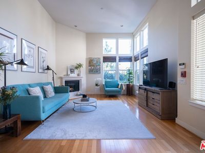 5700 Seawalk Dr APT 8, Playa Vista, CA, 90094