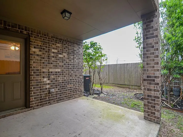 4018 Childress St #C — Photo 2