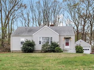 65 Pumpkin Ground Rd, Stratford, CT 06614