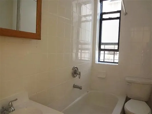 Rented by I & I New York | media 15