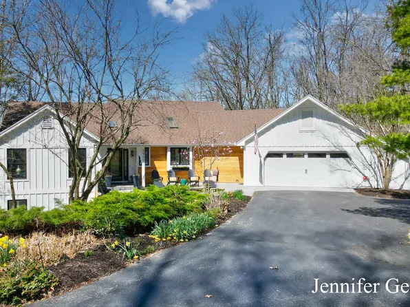 3455 Hidden Lake Ln SE, Grand Rapids, MI 49546