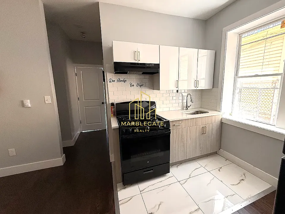308 Renner Ave #11