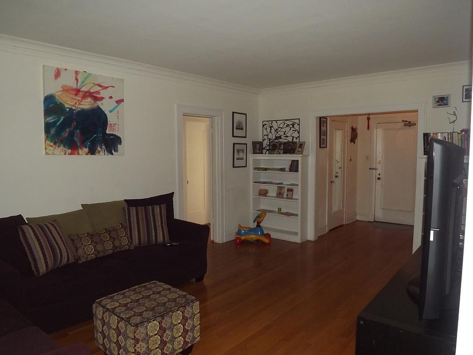 Living room with plenty of light