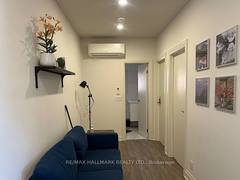 595 Saint Clair Ave W #11 — Photo 7