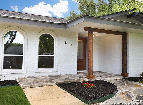 2nd image of 637 Sunhaven Dr