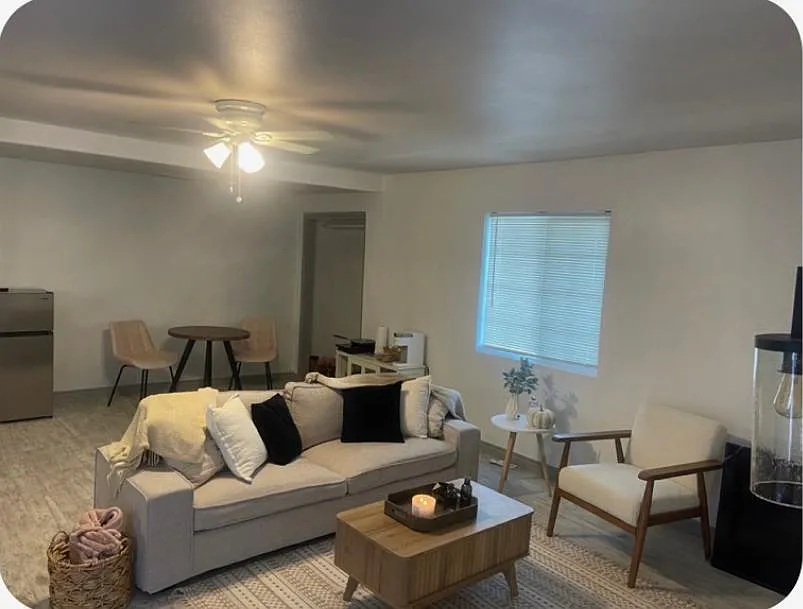 2 bed, $2,500 — Photo 2