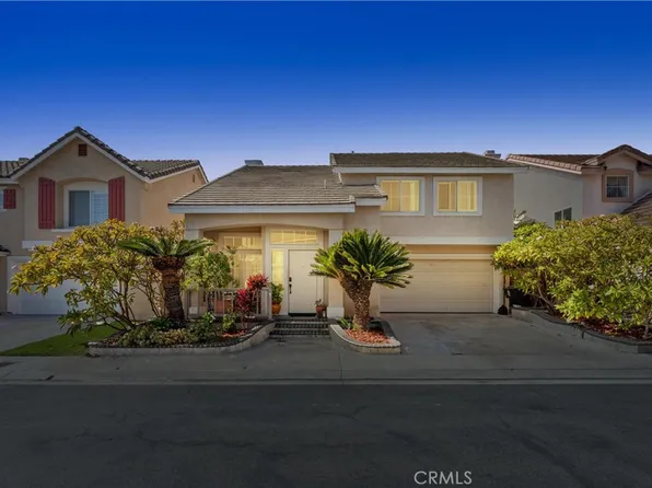 131 S Linhaven Cir, Anaheim, CA 92804