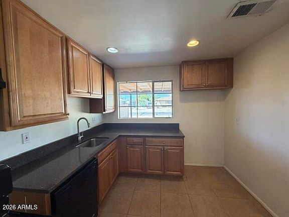 5th image of 2143 W Luke Avenue