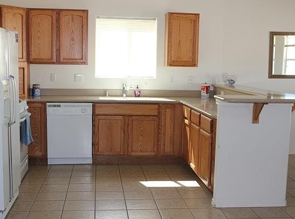 4th image of 1968 E Pyramid Lake Dr