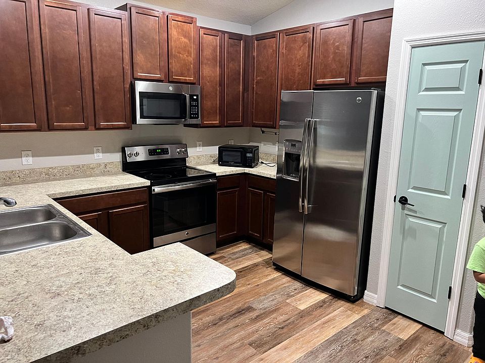 1st image of 3806 Briarwood Estates Cir