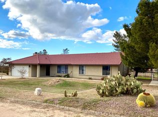 9326 7th St, Phelan, CA 92392