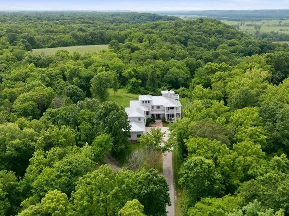 6450 W Route K, Columbia, MO 65203
