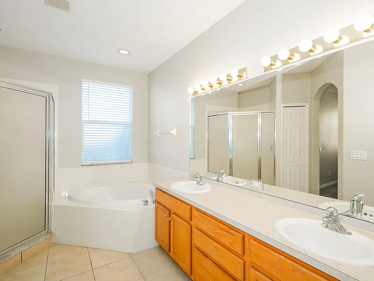 4413 Huddlestone Dr — Photo 13