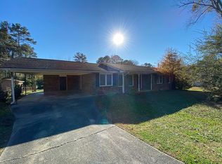 2214 Lisa Dr SE, Marietta, GA 30067