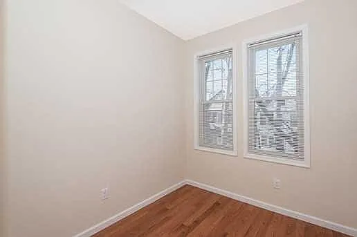 18 Terrace Ave #2 — Photo 10