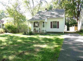 2205 Clifton Park Rd, Niskayuna, NY 12309