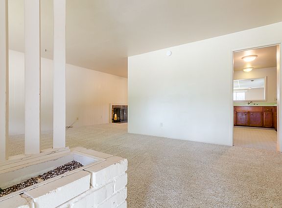2nd image of 9176 Condesa Dr