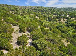 107 Comanche Rd, Fredericksburg, TX 78624