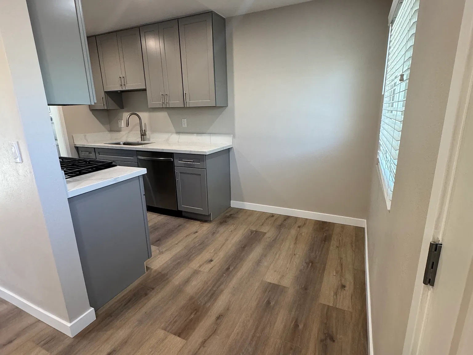 1 bed, 550 sqft, $2,750 — Photo 3