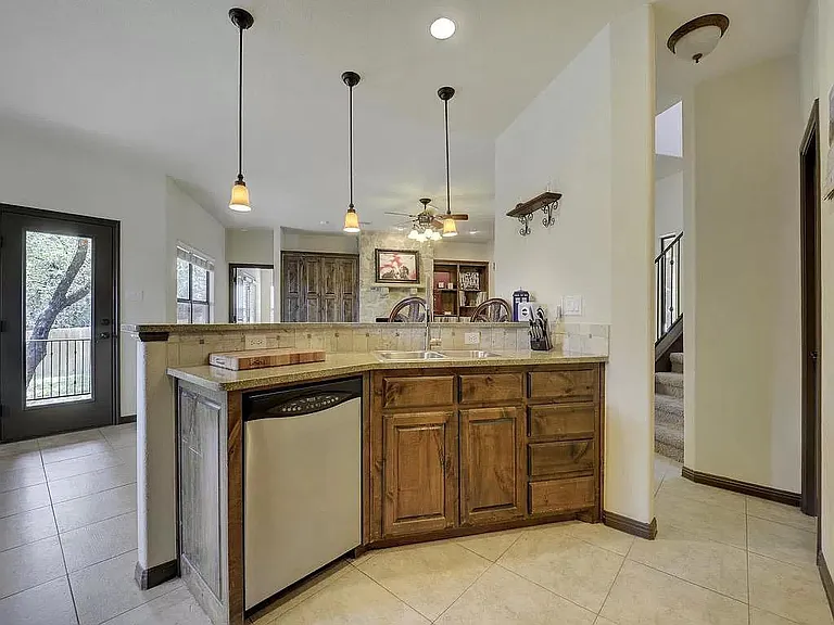 3103 Coyote Ct — Photo 7