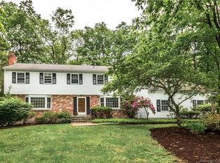 44 Hitchcock Ln, Avon, CT 06001