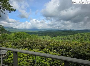 235 Gorge View Dr, Blowing Rock, NC 28605