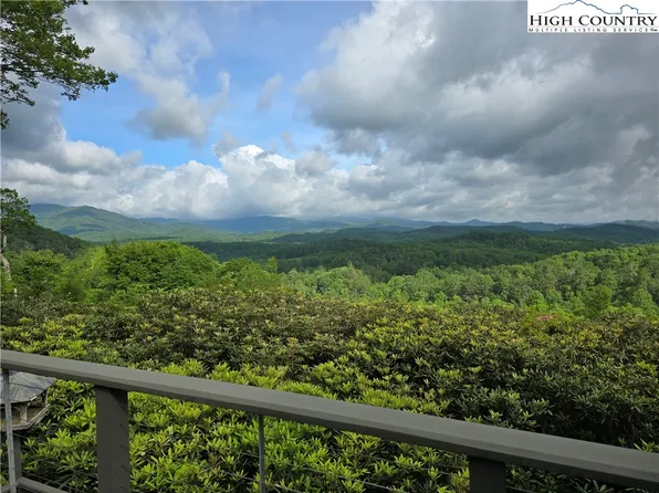 235 Gorge View Drive, Blowing Rock, NC 28605