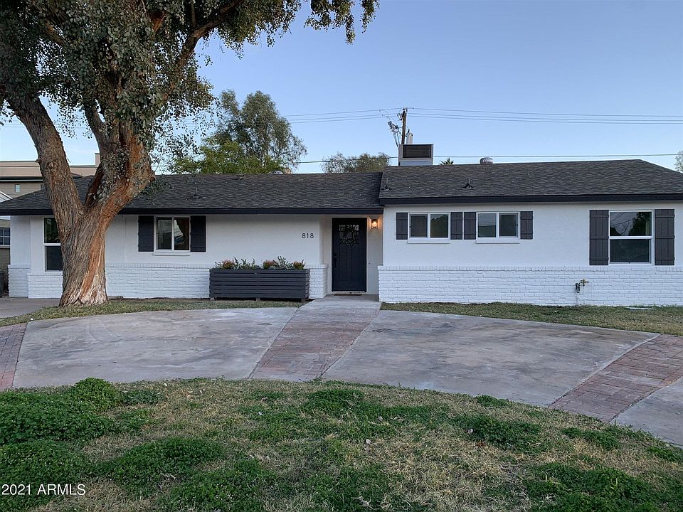 1st image of 818 E Cavalier Dr