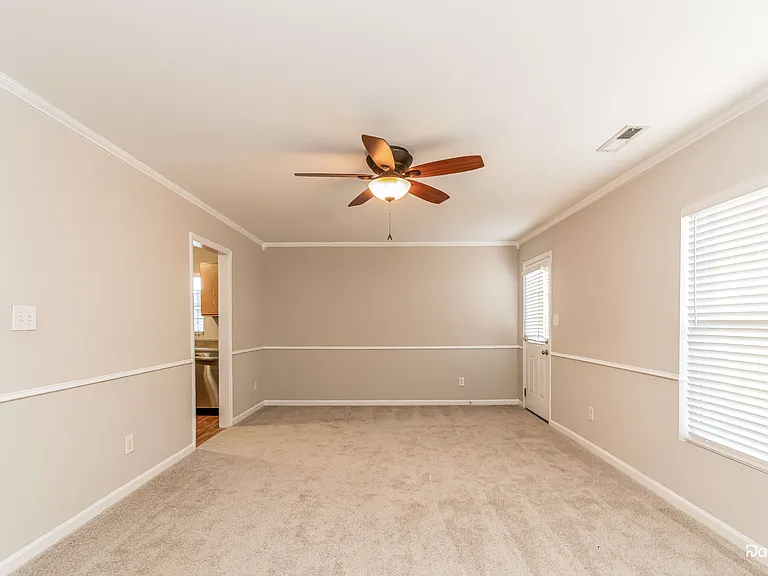 1615 Great Bend Dr — Photo 3