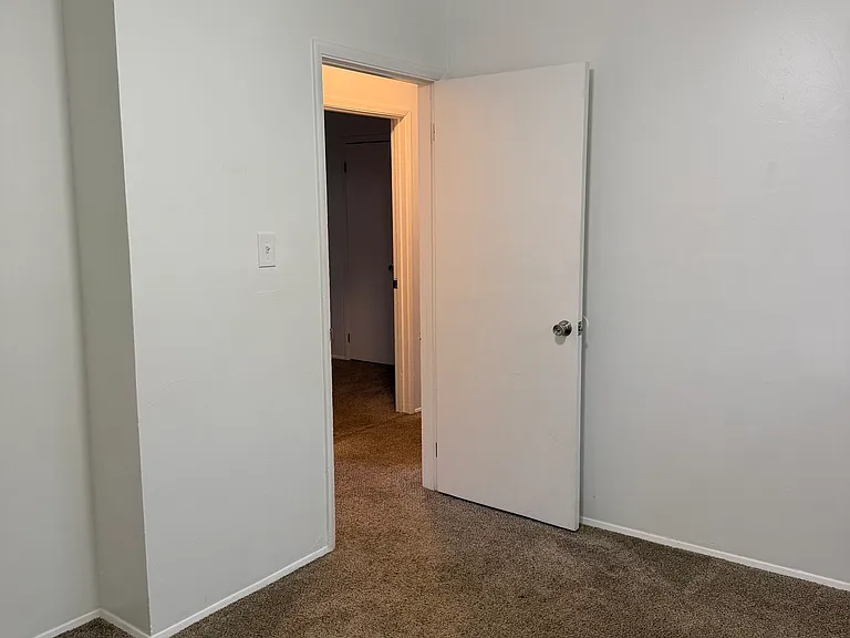 321 N Roanoke Ave #1 — Photo 24