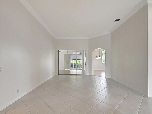5th image of 12088 Oakvista Drive