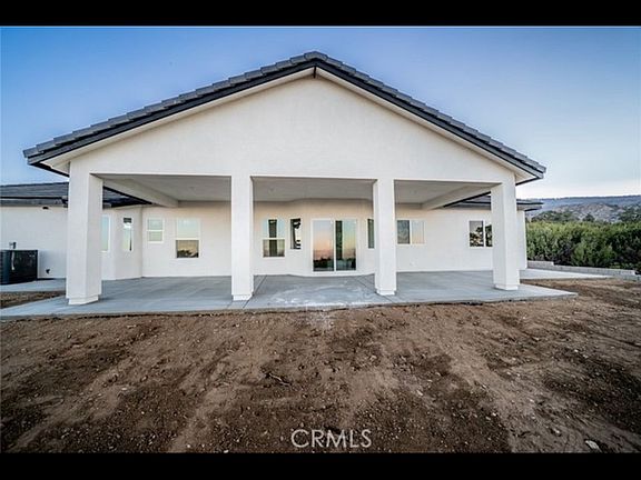 4th image of 1114 Hollister Rd