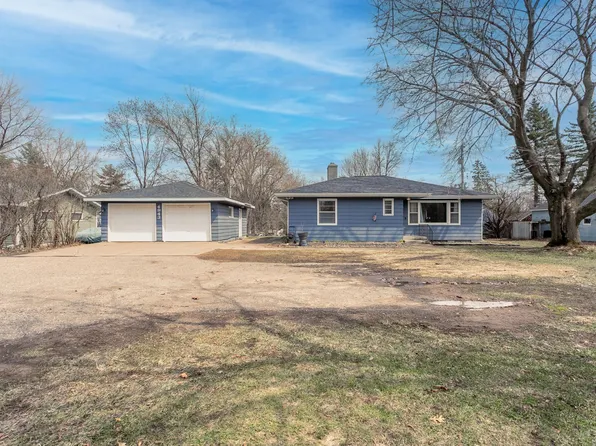 4943 Osgood Ave N, Stillwater, MN 55082