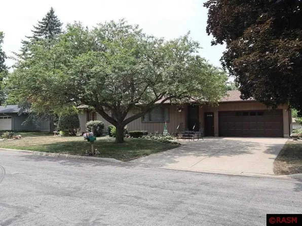 114 Marquette Ave, North Mankato, MN 56003